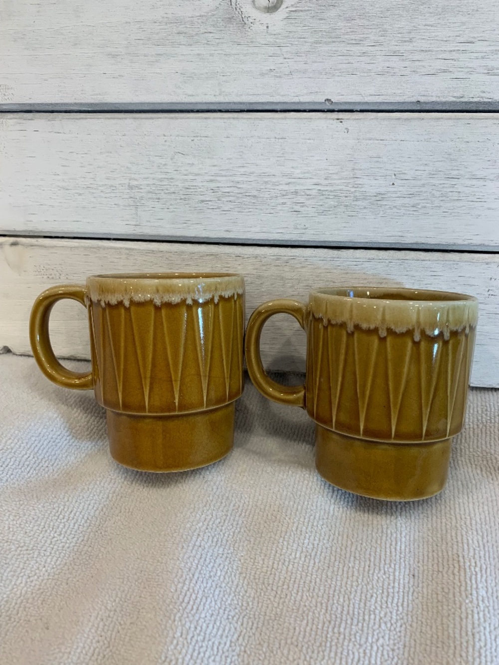 Set of 2 Vintage 1970s Japan Olive Brown Drip Glaze Stoneware Mugs MCM